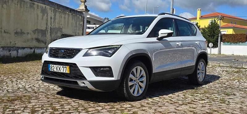 Branco Usado 2019 Seat Ateca Ecomotive SUV | € 15.990 (Preço justo) - Imagem 1/4
