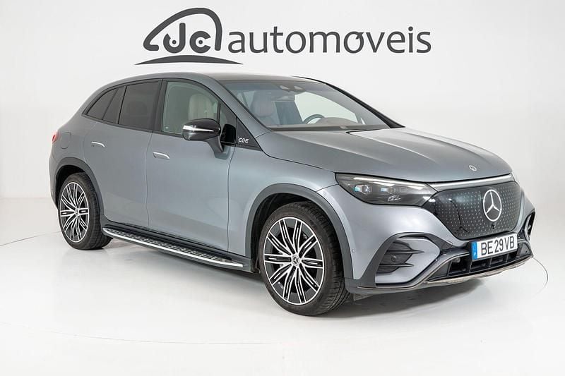 Cinza Usado 2023 Mercedes EQE500 SUV | € 81.500 - Imagem 1/4
