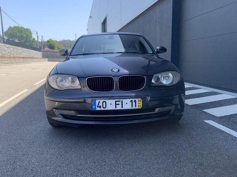 Usado 2008 BMW 118 Citadino | € 6.800 (Preço justo) - Imagem 1/4