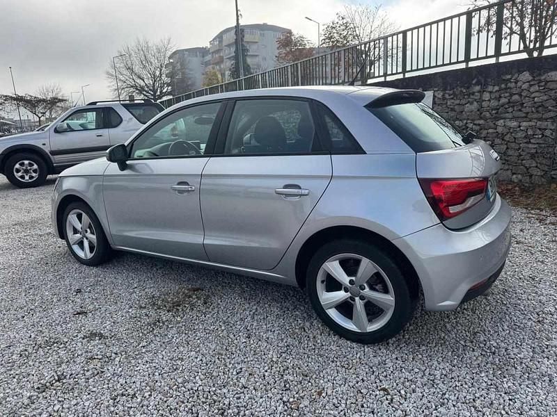 Usado Audi A1 Sportback 90 HP (66 kW) 2016 Cinzento Citadino