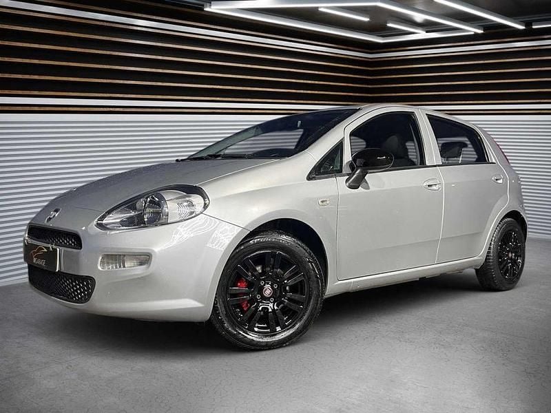 Usado Fiat Punto Pop 70 HP (51 kW) 2016 Sedan