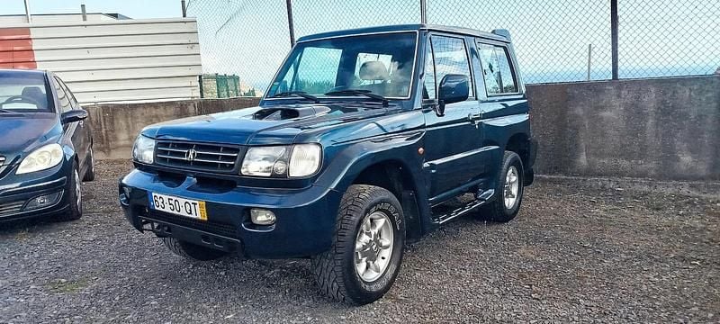 Azul Usado 2000 Hyundai Galloper SUV | € 8.750 - Imagem 1/4