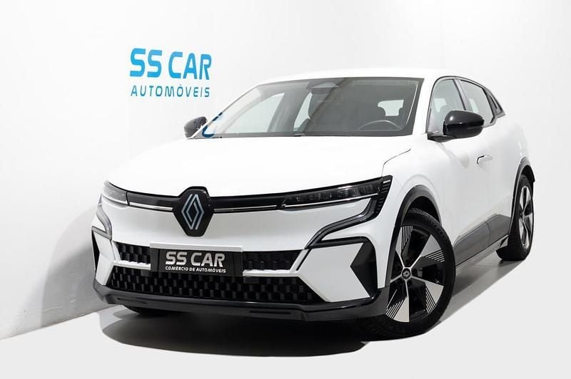 Branco Usado 2022 Renault Mégane Equilibre SUV | € 21.800 (Preço justo) - Imagem 1/4