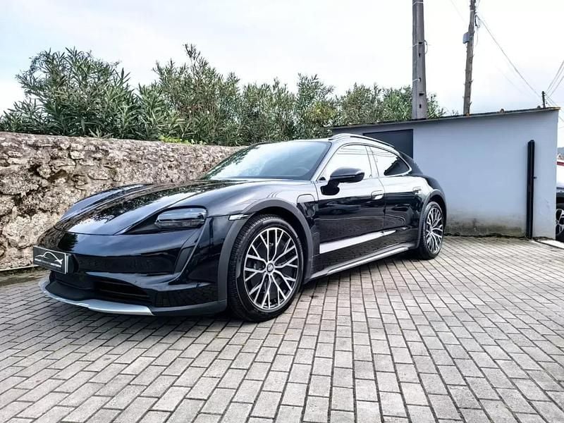 Preto Usado 2022 Porsche Taycan Cross Turismo Sedan | € 75.000 (Super Preço) - Imagem 1/4