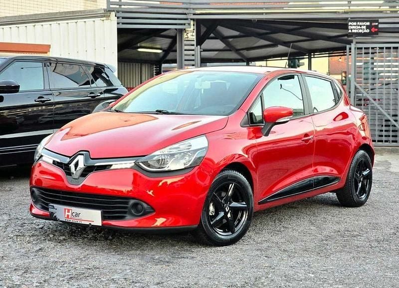 Usado 2013 Renault Clio IV Sedan | € 9.690 (Caro) - Imagem 1/4