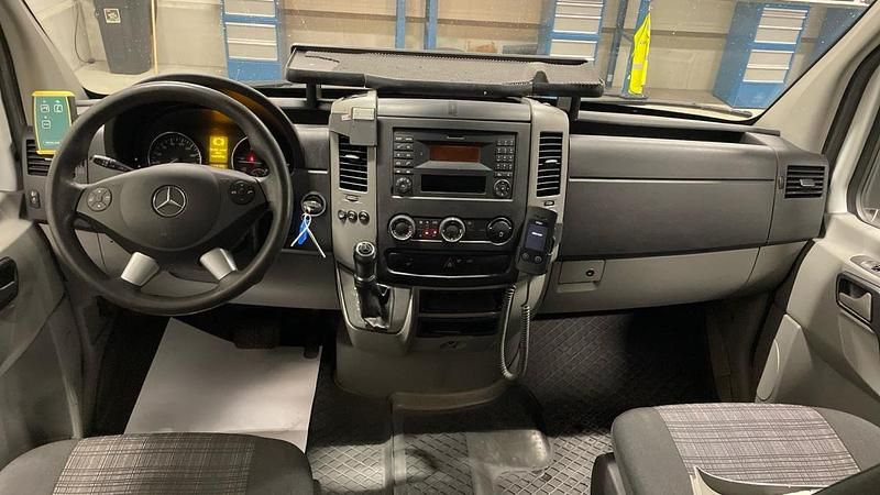 Usado Mercedes Sprinter 163 HP (119 kW) 2016 Branco Van