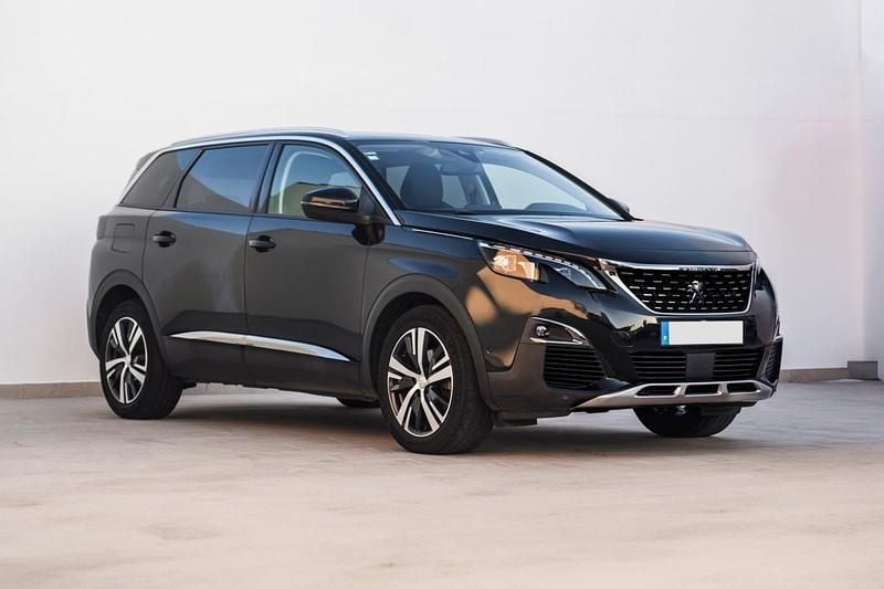 Preto Usado 2020 Peugeot 5008 GT-line Monovolume | € 23.750 (Super Preço) - Imagem 1/4