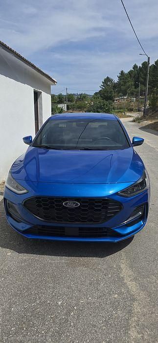 Novo 2024 Ford Focus ST-Line X Sedan | € 22.990 (Preço justo) - Imagem 1/4