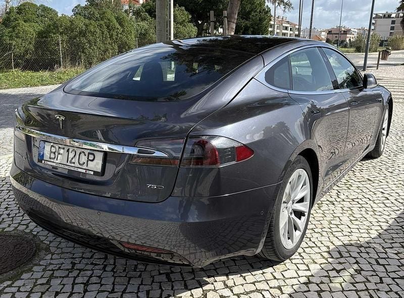 Usado Tesla Model S 235 kW (320 HP) 2018 Citadino