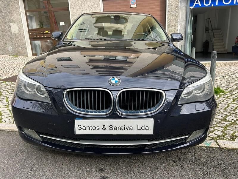 Usado BMW 520 163 HP (119 kW) 2007 Azul Sedan