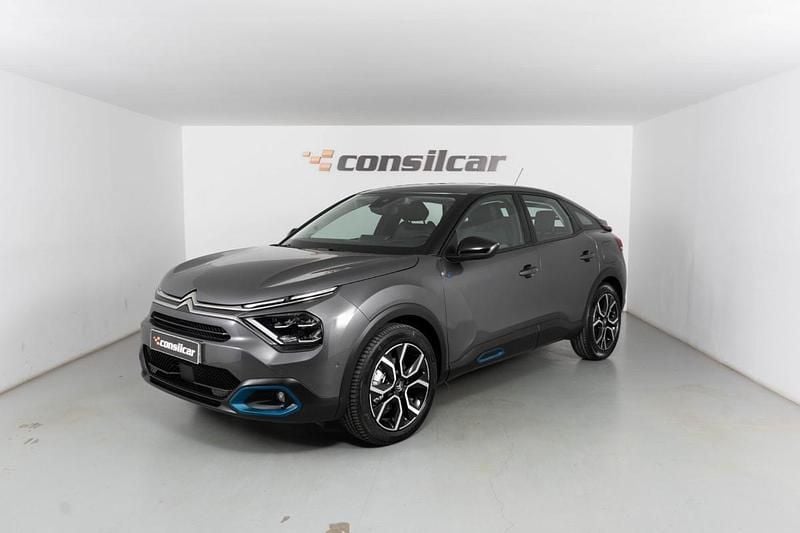 Cinza Usado 2022 Citroën e-C4 Live Citadino | € 19.980 (Preço justo) - Imagem 1/4