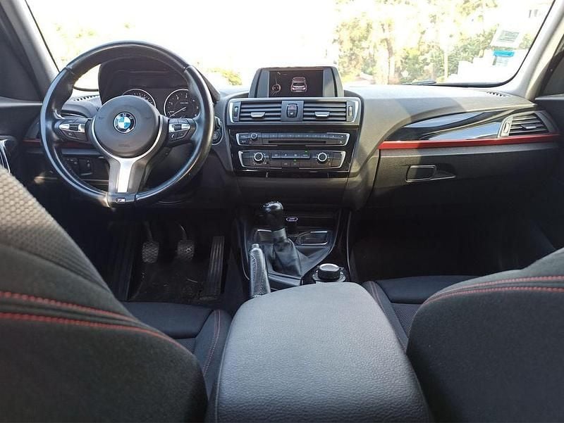 Usado 2015 BMW 116 Sport Line Citadino | € 13.500 (Preço justo) - Imagem 1/4