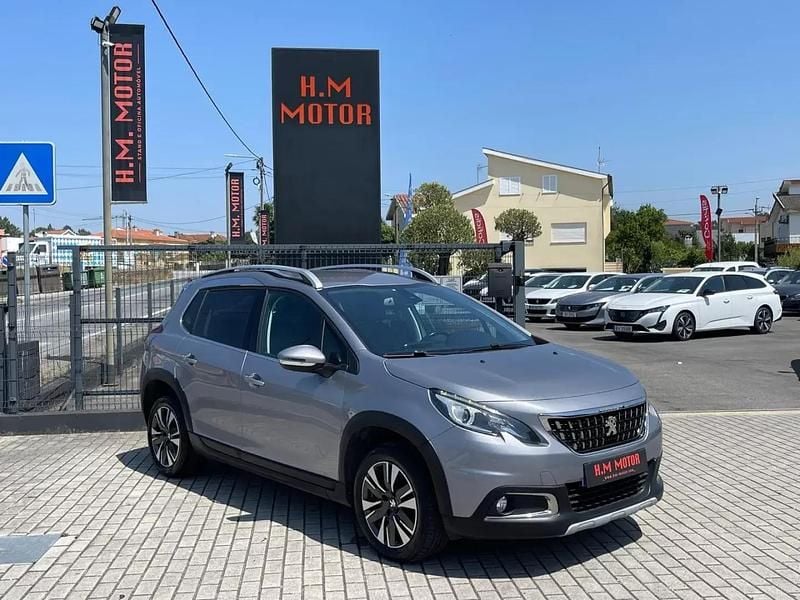 Cinzento Usado 2017 Peugeot 2008 Allure SUV | € 15.500 (Caro) - Imagem 1/4