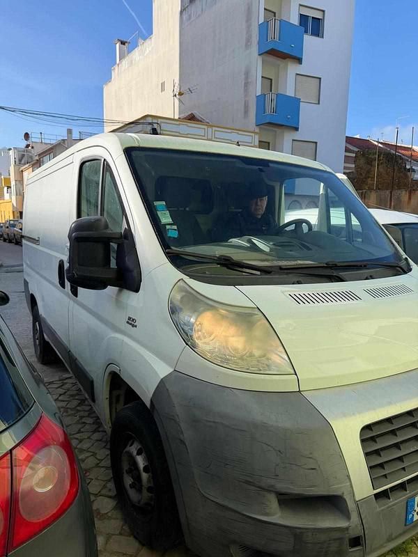 Usado Fiat Ducato 101 HP (74 kW) 2006 Branco Van