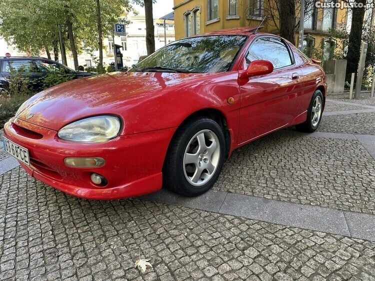 Vermelho Usado 1993 Mazda MX3 Citadino | € 9.950 - Imagem 1/1