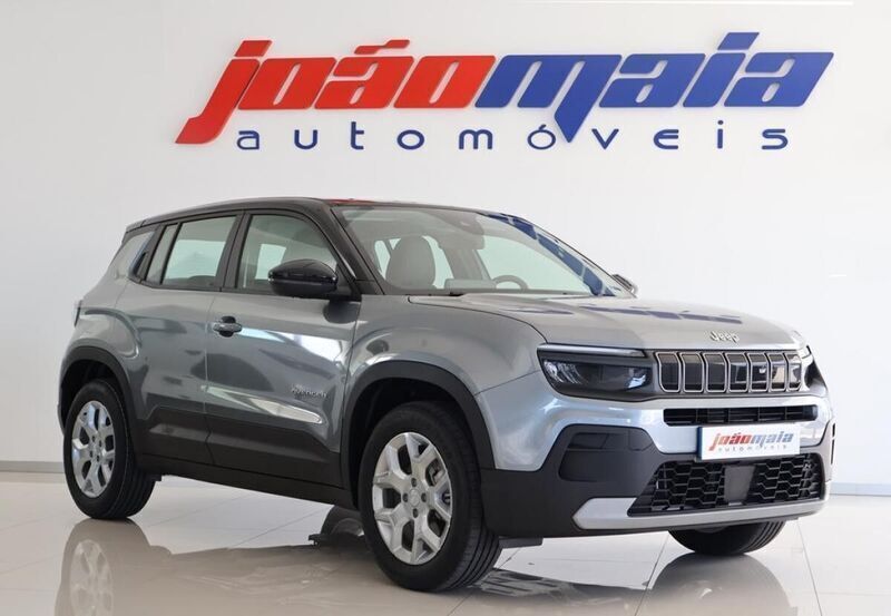 Cinzento Usado 2025 Jeep Avenger Altitude SUV | € 26.300 (Preço justo) - Imagem 1/4