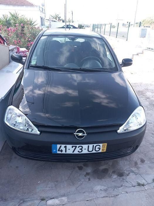 Usado 2002 Opel Corsa Sedan | € 1.900 (Preço justo) - Imagem 1/4
