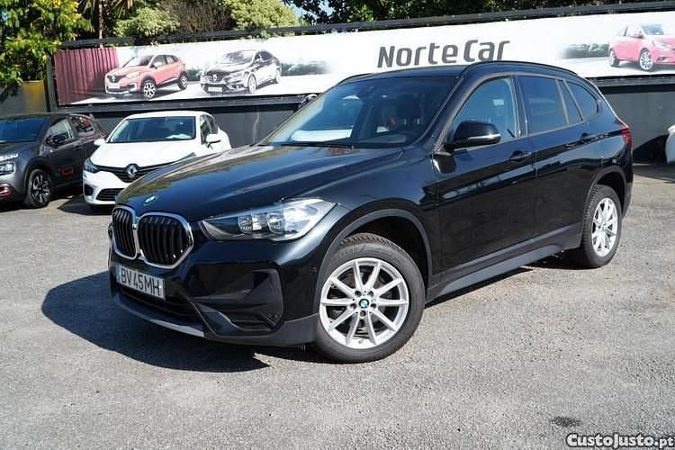 Preto Usado 2021 BMW X1 Advantage SUV | € 22.900 (Bom preço) - Imagem 1/1