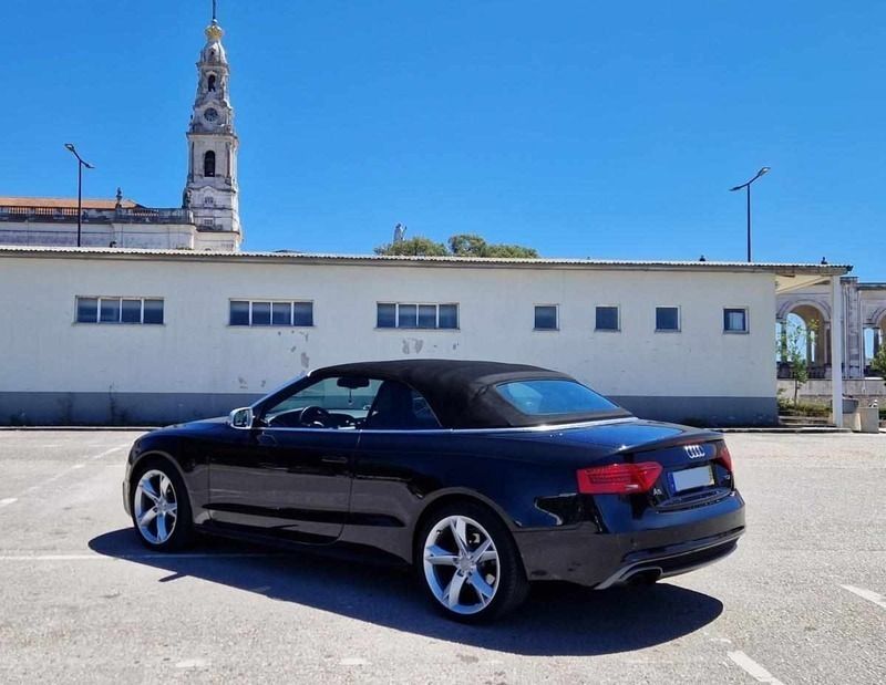 Usado Audi A5 Cabriolet 177 HP (130 kW) 2012 Preto Cabrios