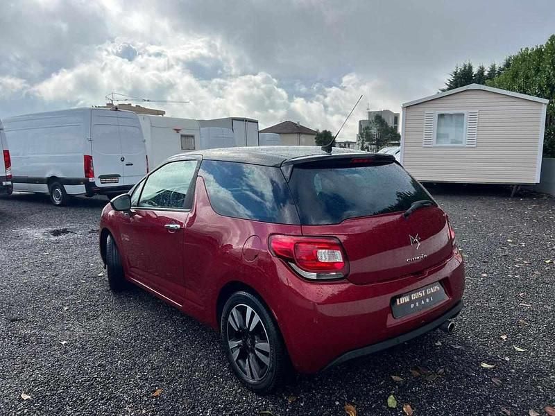 Usado Citroën DS3 So Chic 120 HP (88 kW) 2010 Vermelho Citadino