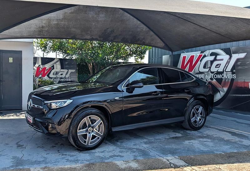 Preto Usado 2025 Mercedes GLC300 AMG Coupé | € 79.950 - Imagem 1/4
