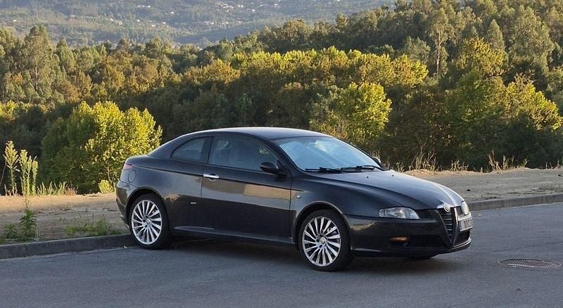Usado Alfa Romeo GT 150 HP (110 kW) 2004 Coupé