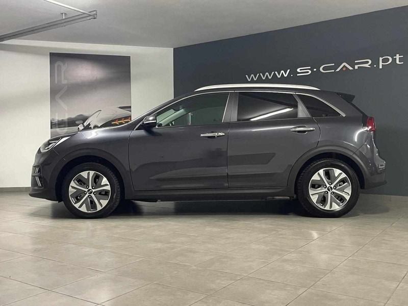 Usado Kia e-Niro 150 kW (204 HP) 2021 Cinzento SUV