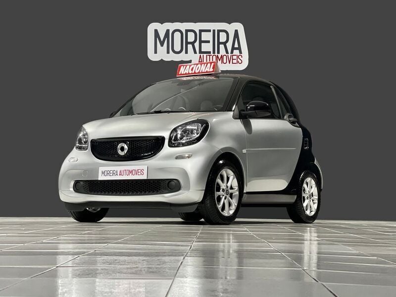 Cinza Usado 2015 Smart ForTwo Coupé Passion Coupé | € 9.999 (Caro) - Imagem 1/4