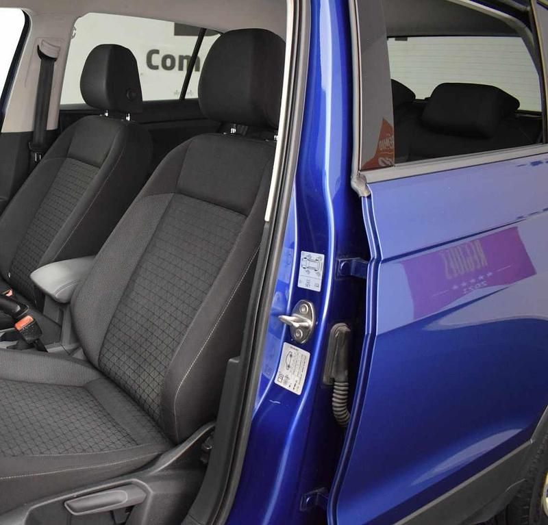 Usado VW T-Cross Life 95 HP (69 kW) 2022 Azul SUV