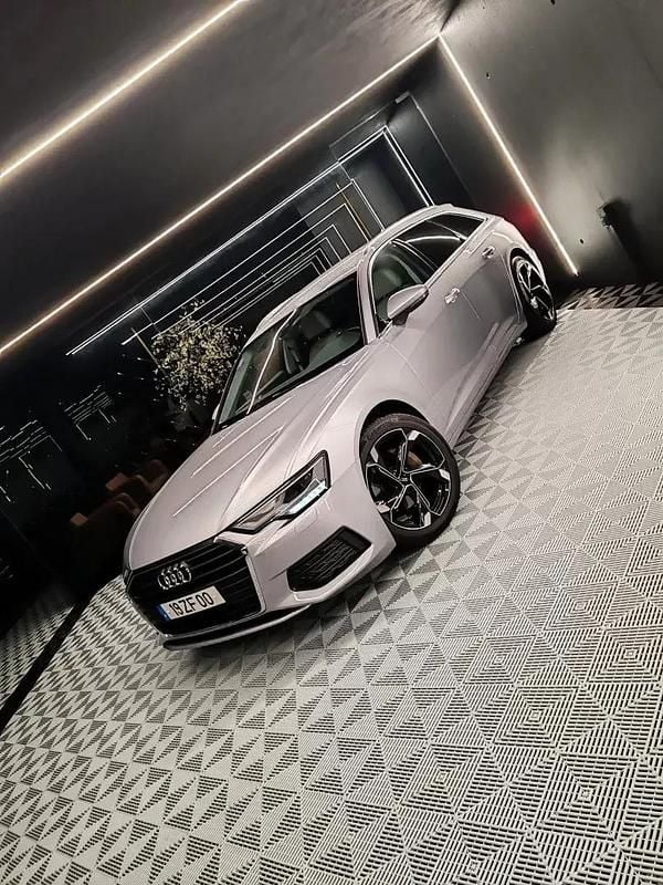 Usado Audi A6 204 HP (150 kW) 2019 Cinzento Carrinha