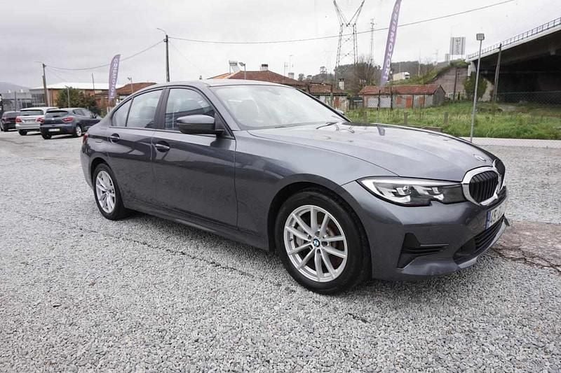 Usado BMW 330 292 HP (214 kW) 2019 Cinzento Citadino