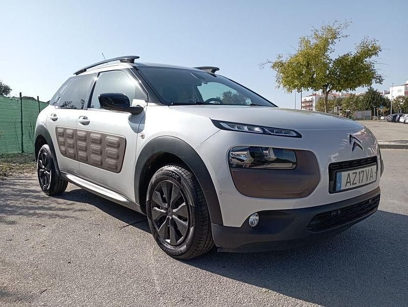 Usado 2016 Citroën C4 Cactus Citadino | € 11.000 (Preço justo) - Imagem 1/4