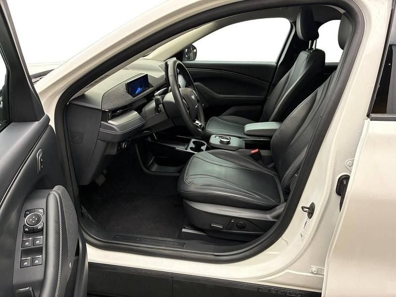 Branco Usado 2023 Ford Mustang Mach-E Standard Range SUV | € 35.990 (Bom preço) - Imagem 1/1