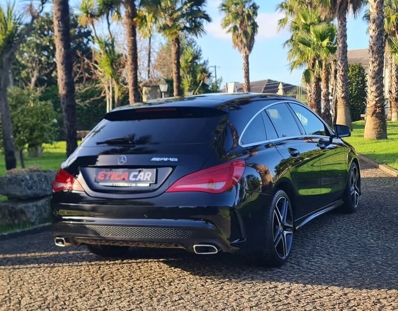 Preto Usado 2015 Mercedes CLA200 Shooting Brake AMG line Carrinha | € 22.999 (Preço elevado) - Imagem 1/4