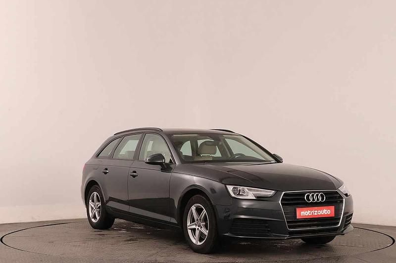 Cinzento Usado 2017 Audi A4 Carrinha | € 28.499 - Imagem 1/4