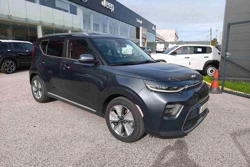 Usado Kia Soul EV 150 kW (204 HP) 2022 Cinzento SUV
