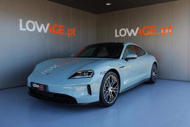 Verde Usado 2025 Porsche Taycan | € 109.000 - Imagem 1/4