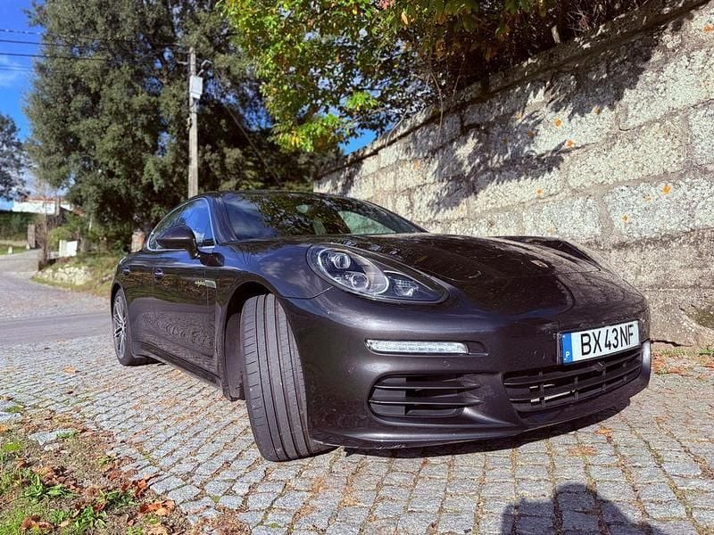 Usado 2015 Porsche Panamera S Sedan | € 34.990 - Imagem 1/4