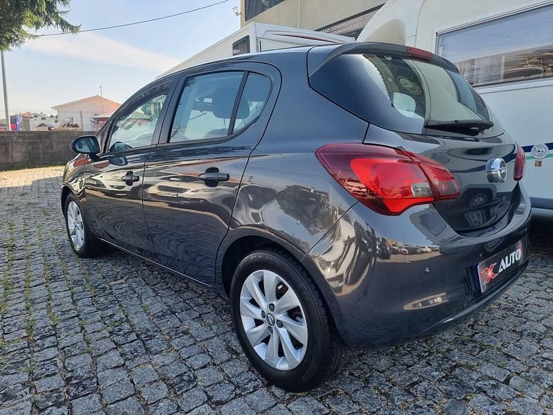 Usado Opel Corsa Cosmo 95 HP (69 kW) 2015 Cinza Citadino
