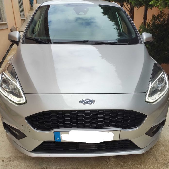 Cinzento Usado 2020 Ford Fiesta ST-Line Citadino | € 12.500 (Super Preço) - Imagem 1/4