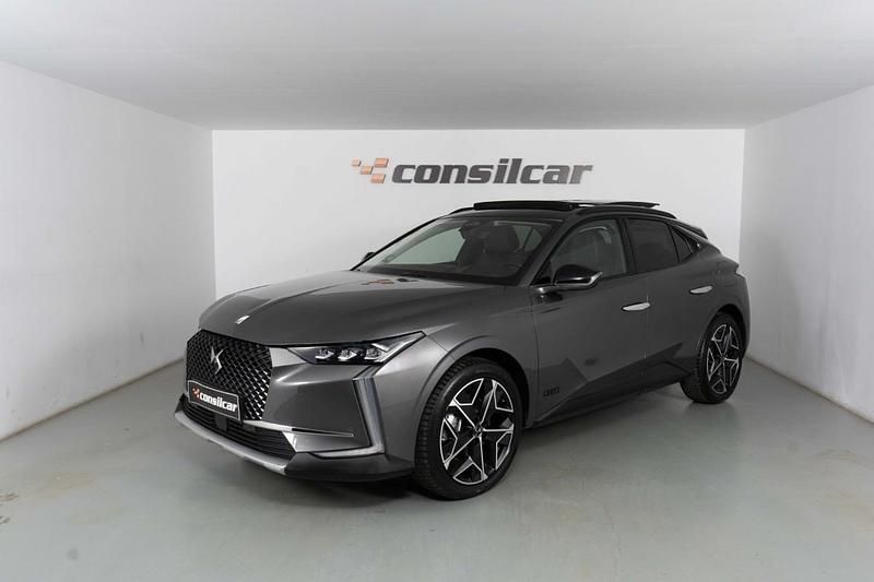 Cinzento Usado 2022 DS Automobiles DS4 | € 27.890 (Preço justo) - Imagem 1/4