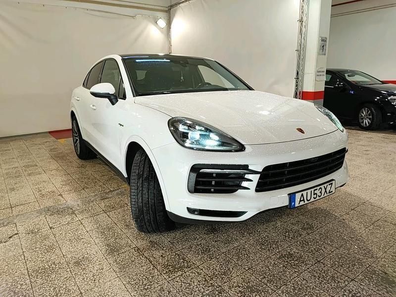 Usado Porsche Cayenne Platinum Edition 462 HP (339 kW) 2022 Branco SUV