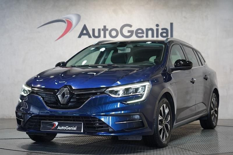 Usado Renault Mégane IV 115 HP (84 kW) 2021 Azul Carrinha