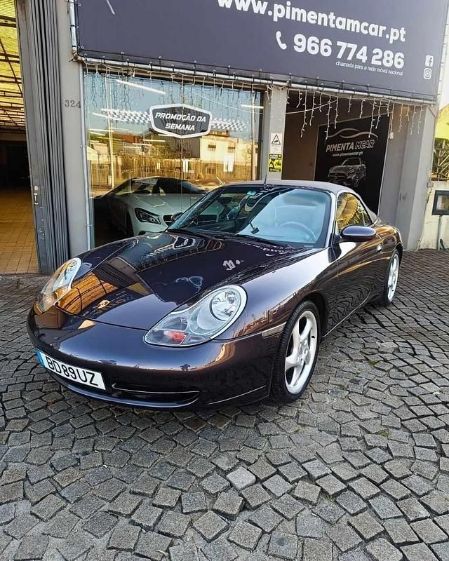 Usado Porsche 911 300 HP (220 kW) 2000 Cinzento