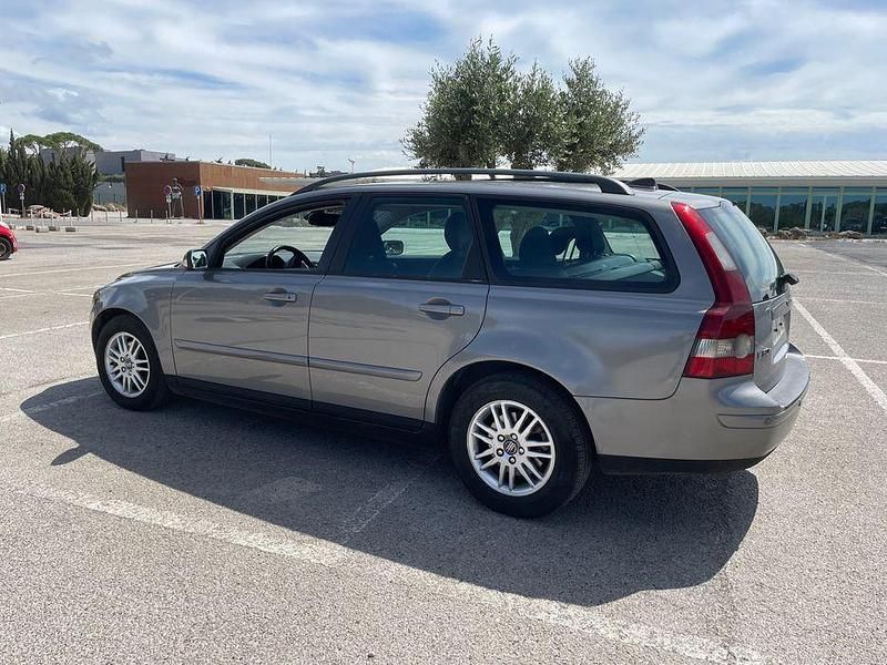 Usado 2005 Volvo V50 Carrinha | € 3.300 (Bom preço) - Imagem 1/4