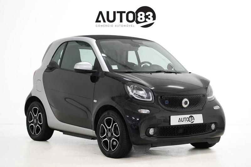 Usado Smart ForTwo Electric Drive 60 kW (82 HP) 2020 Preto
