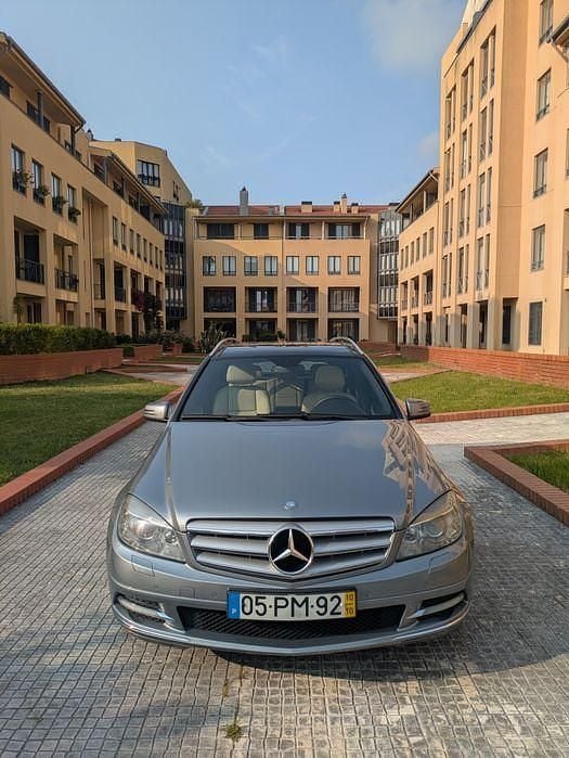 Usado 2010 Mercedes C220 Sedan | € 8.990 (Super Preço) - Imagem 1/4