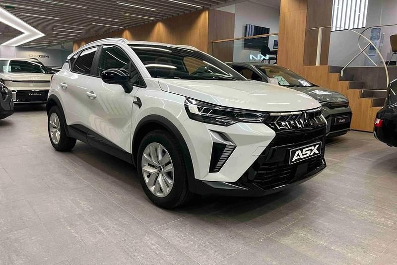 Branco Novo 2025 Mitsubishi ASX SUV | € 24.690 (Preço justo) - Imagem 1/4