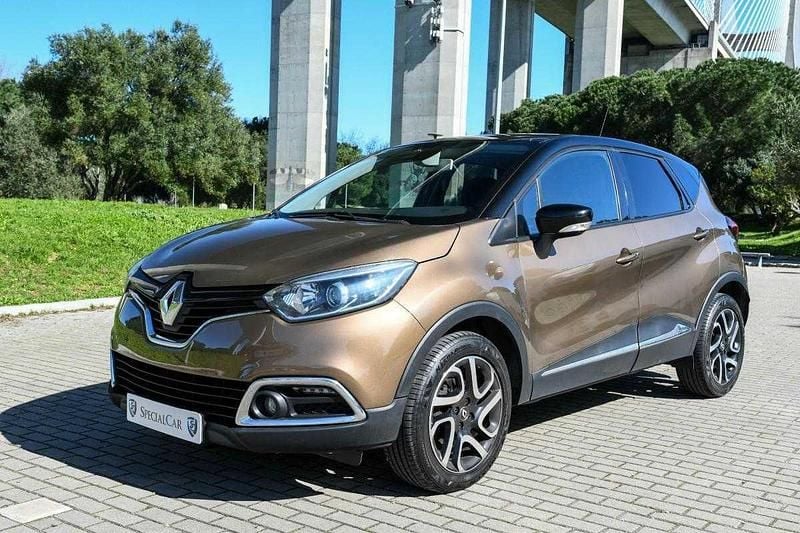 Usado Renault Captur 90 HP (66 kW) 2017 Castanho SUV