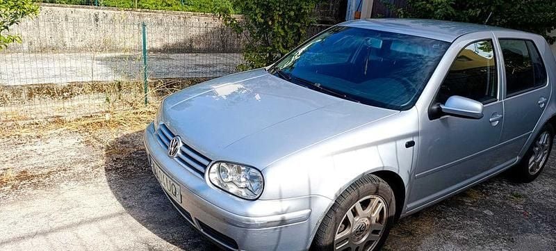 Usado 2003 VW Golf IV Sedan | € 2.050 (Preço justo) - Imagem 1/4